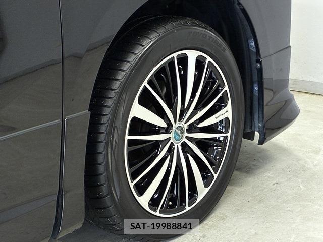 Toyota ALPHARD HYBRID 2018-01 8072734-25