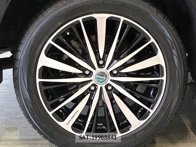 Toyota ALPHARD HYBRID 2018-01 8072734-26