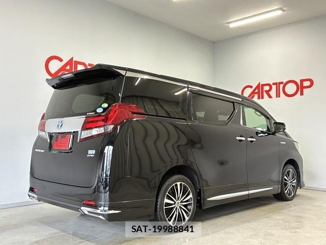 Toyota ALPHARD HYBRID 2018-01 8072734-2