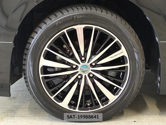 Toyota ALPHARD HYBRID 2018-01 8072734-6