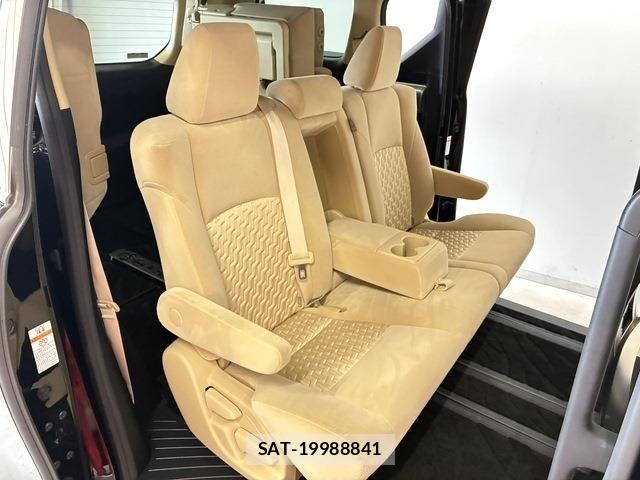 Toyota ALPHARD HYBRID 2018-01 8072734-8