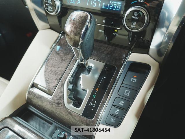Toyota ALPHARD HYBRID 2021-02 8072731-15