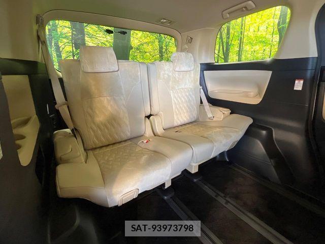 Toyota ALPHARD HYBRID 2022-03 8072733-9