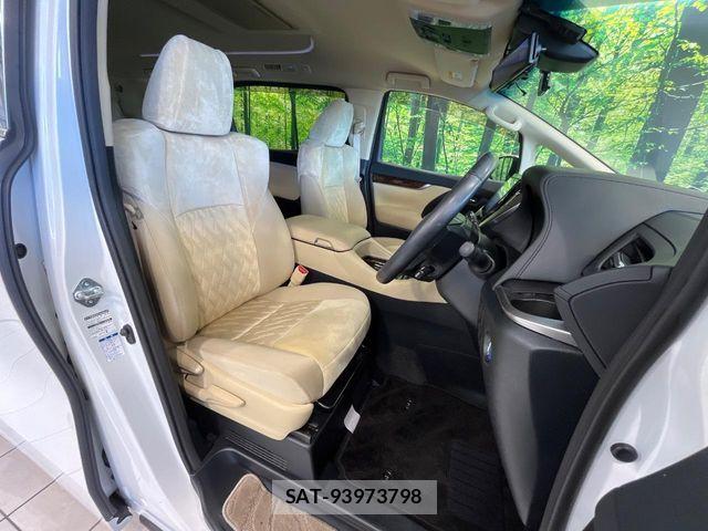 Toyota ALPHARD HYBRID 2022-03 8072733-7