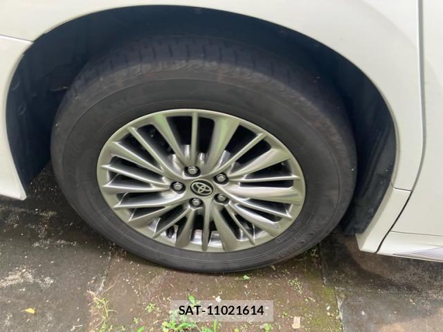 Toyota ALPHARD HYBRID 2022-06 8097863-3