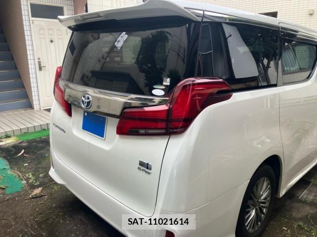 Toyota ALPHARD HYBRID 2022-06 8097863-4