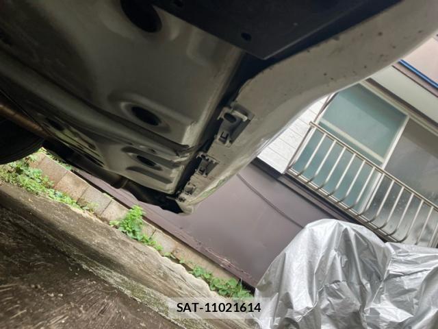 Toyota ALPHARD HYBRID 2022-06 8097863-6