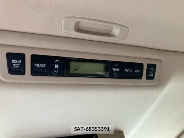Toyota ALPHARD HYBRID 2012-07 8097878-9