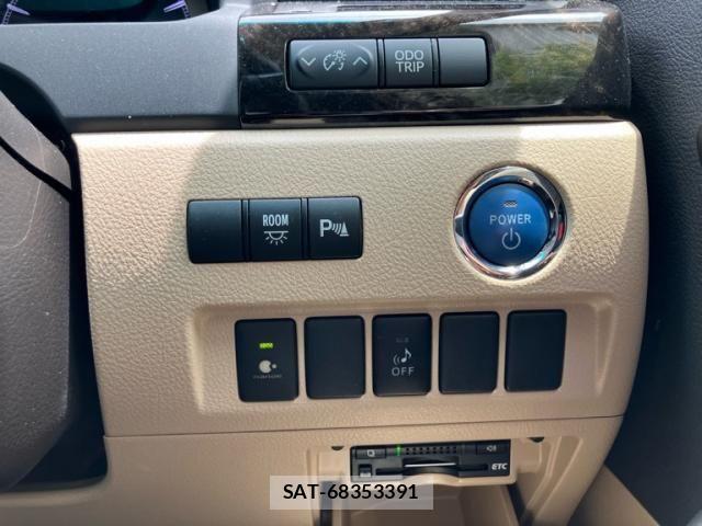Toyota ALPHARD HYBRID 2012-07 8097878-19