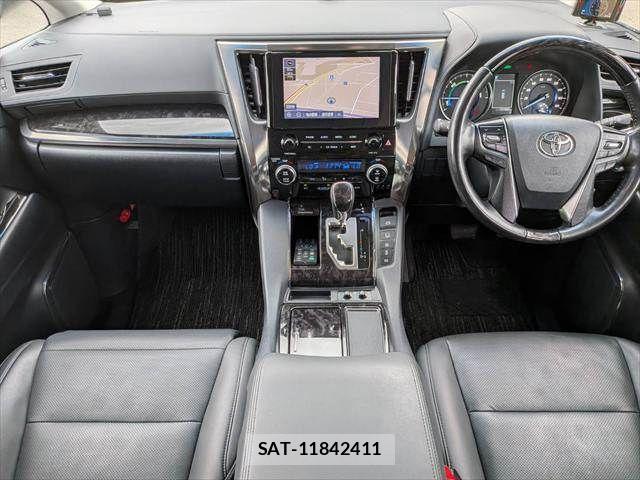 Toyota ALPHARD HYBRID 2021-06 8097875-2