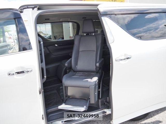 Toyota ALPHARD HYBRID 2021-05 8097862-9