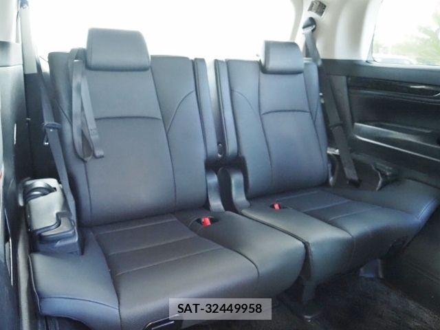 Toyota ALPHARD HYBRID 2021-05 8097862-17