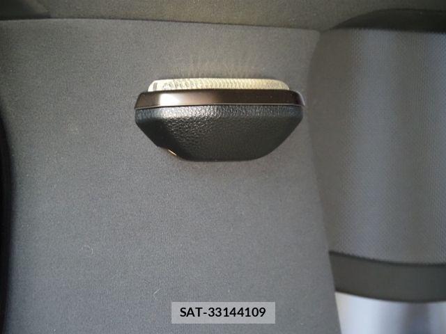 Toyota ALPHARD HYBRID 2023-08 8097853-27