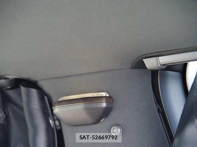 Toyota ALPHARD HYBRID 2023-07 8097847-29