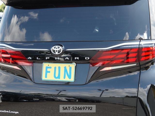 Toyota ALPHARD HYBRID 2023-07 8097847-7