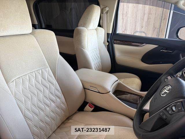 Toyota ALPHARD HYBRID 2019-03 8097873-9