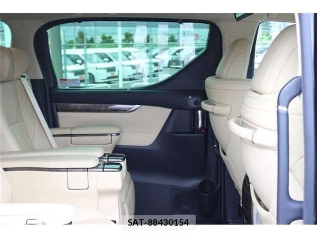Toyota ALPHARD HYBRID 2021-06 8097864-26