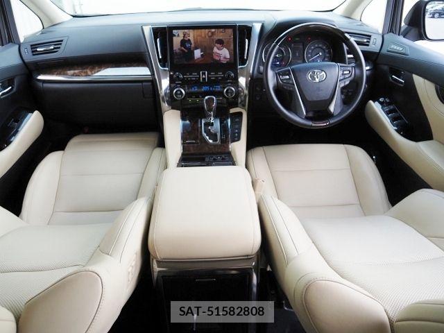 Toyota ALPHARD HYBRID 2023-02 8097861-12