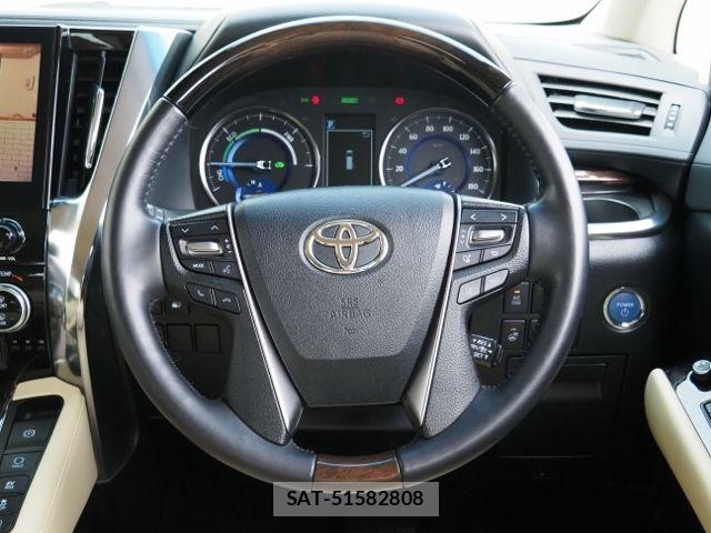 Toyota ALPHARD HYBRID 2023-02 8097861-18