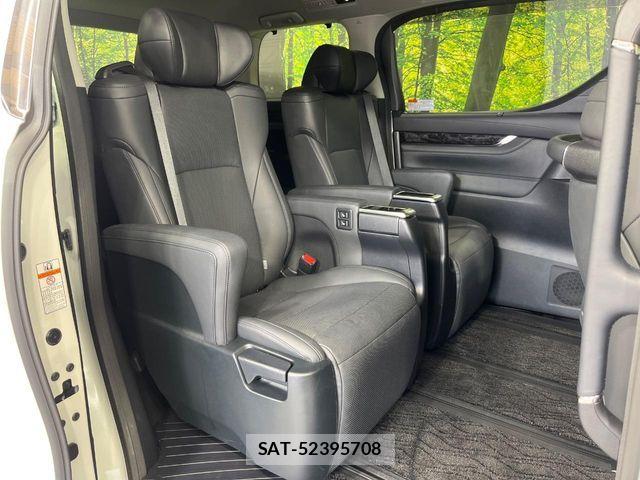 Toyota ALPHARD HYBRID 2021-12 8128757-8