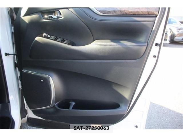 Toyota ALPHARD HYBRID 2022-03 8128771-29