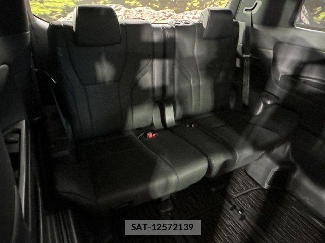 Toyota ALPHARD HYBRID 2024-03 8128754-9