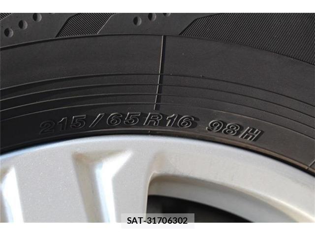 Toyota ALPHARD HYBRID 2022-07 8145423-22
