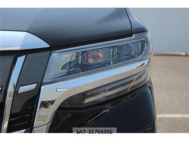 Toyota ALPHARD HYBRID 2022-07 8145423-26