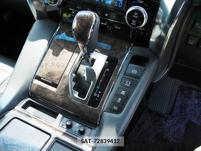 Toyota ALPHARD HYBRID 2023-03 8145418-28