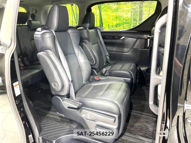 Toyota ALPHARD HYBRID 2019-10 8157902-9