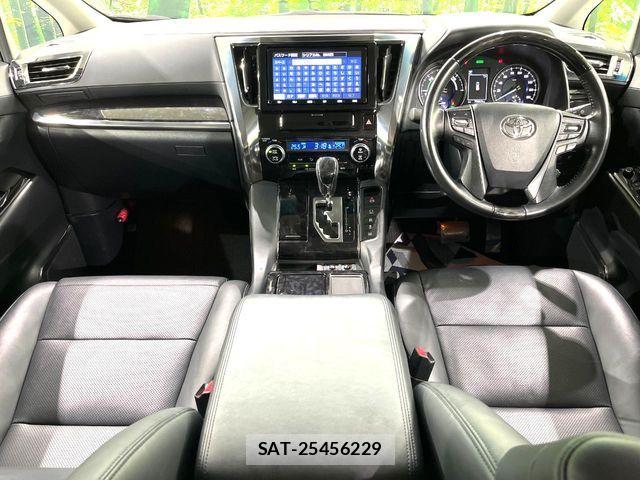 Toyota ALPHARD HYBRID 2019-10 8157902-1
