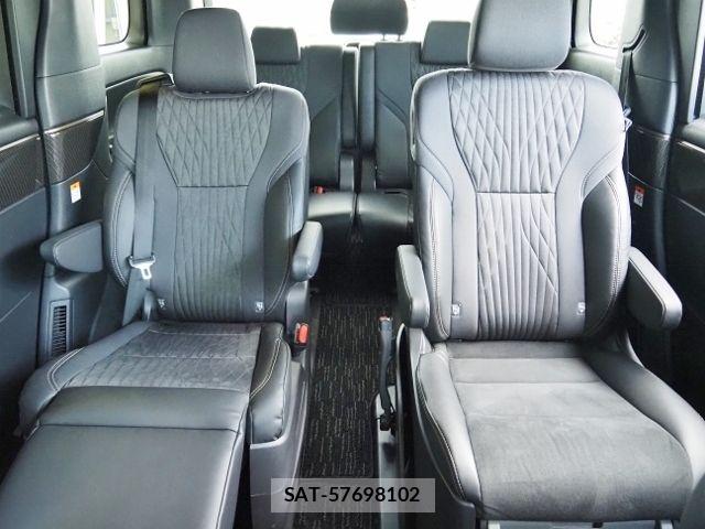 Toyota ALPHARD HYBRID 2023-10 8157901-14
