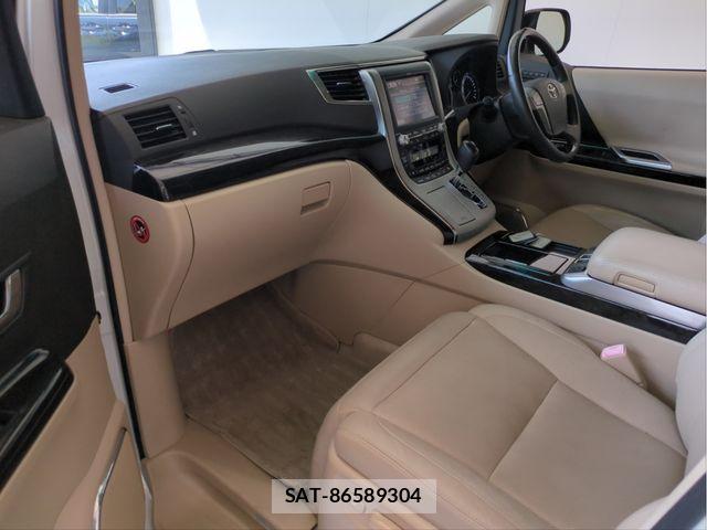 Toyota ALPHARD HYBRID 2012-02 8157906-2