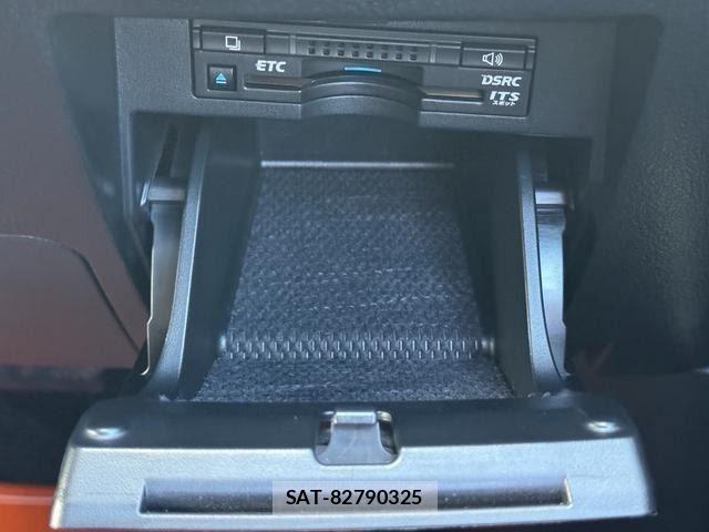 Toyota ALPHARD HYBRID 2015-11 8206183-23