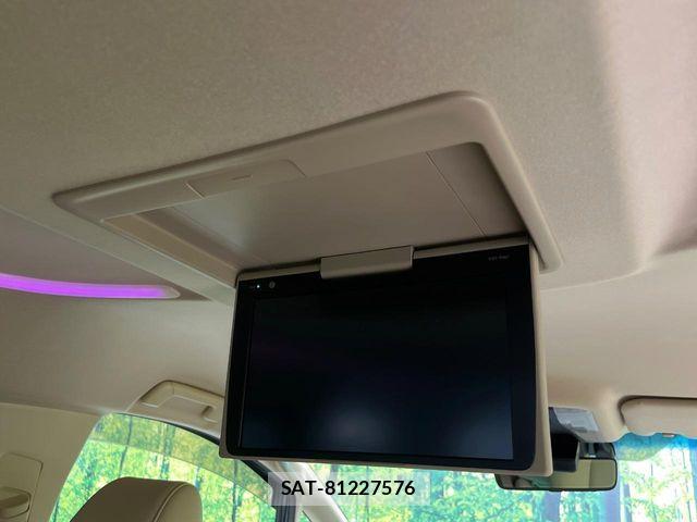 Toyota ALPHARD HYBRID 2018-03 8206182-3