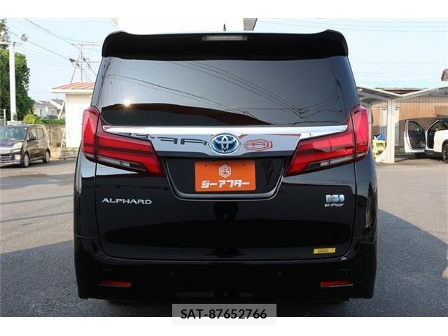 Toyota ALPHARD HYBRID 2018-06 8206180-9