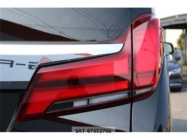 Toyota ALPHARD HYBRID 2018-06 8206180-12