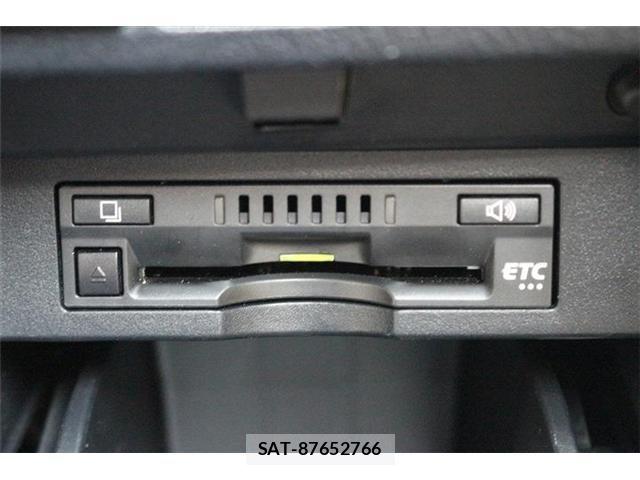 Toyota ALPHARD HYBRID 2018-06 8206180-6