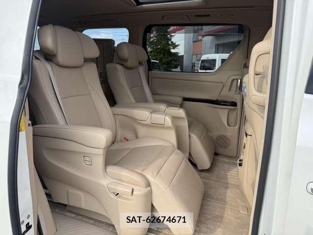 Toyota ALPHARD HYBRID 2014-12 8206186-12