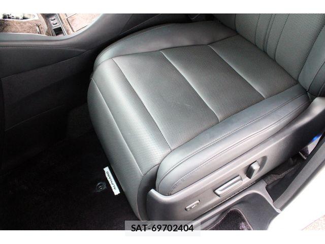 Toyota ALPHARD HYBRID 2021-09 8206170-16