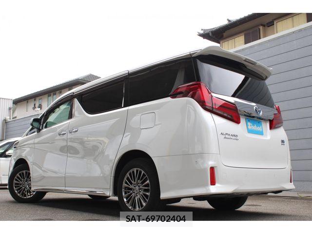 Toyota ALPHARD HYBRID 2021-09 8206170-1