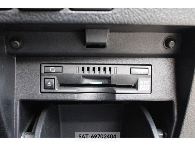 Toyota ALPHARD HYBRID 2021-09 8206170-27