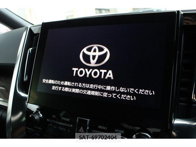 Toyota ALPHARD HYBRID 2021-09 8206170-5