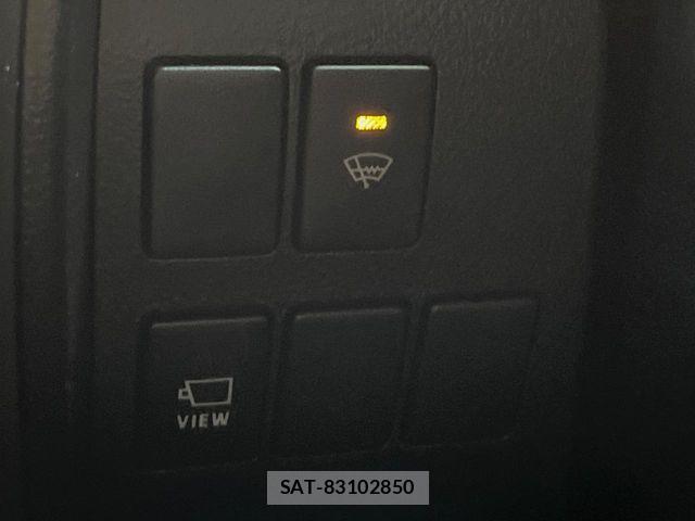 Toyota ALPHARD HYBRID 2018-09 8244541-3