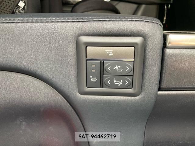 Toyota ALPHARD HYBRID 2019-02 8312851-16