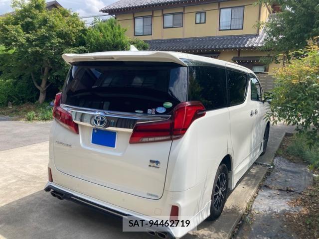 Toyota ALPHARD HYBRID 2019-02 8312851-4