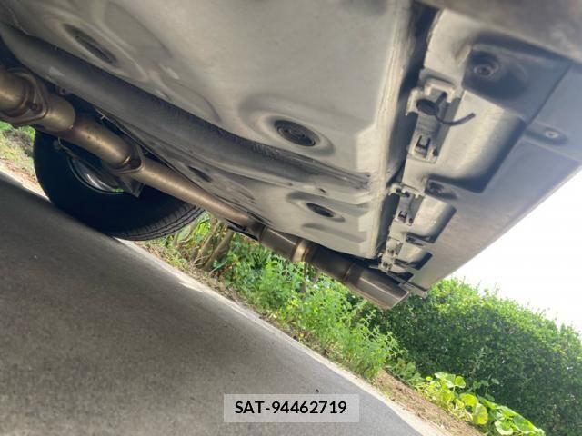 Toyota ALPHARD HYBRID 2019-02 8312851-6