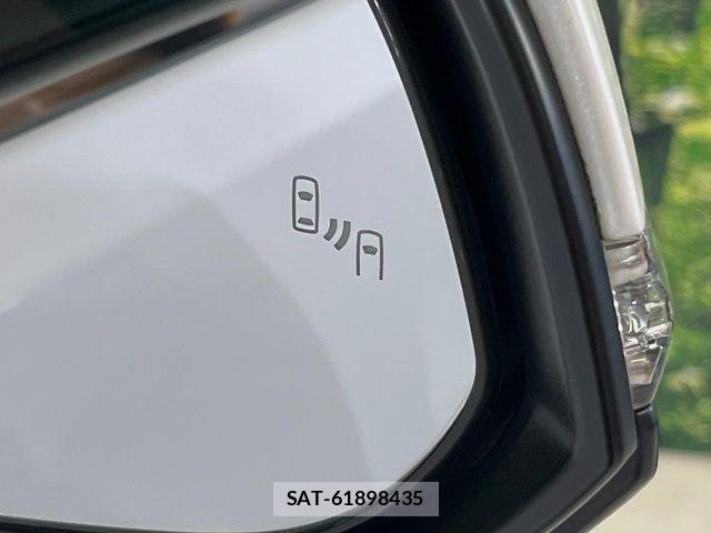 Toyota ALPHARD HYBRID 2019-07 8312845-8