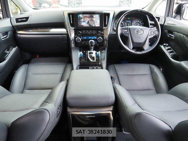 Toyota ALPHARD HYBRID 2021-09 8312839-10
