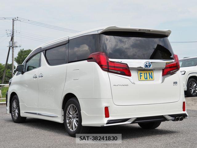 Toyota ALPHARD HYBRID 2021-09 8312839-5
